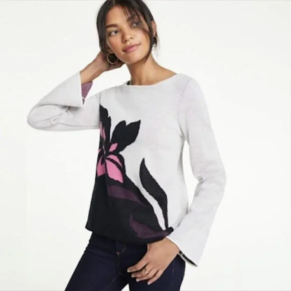 Ann Taylor Sweater Knit Floral Wool Bell Sleeve Black Barbie Pink Medium Grey - Picture 1 of 8